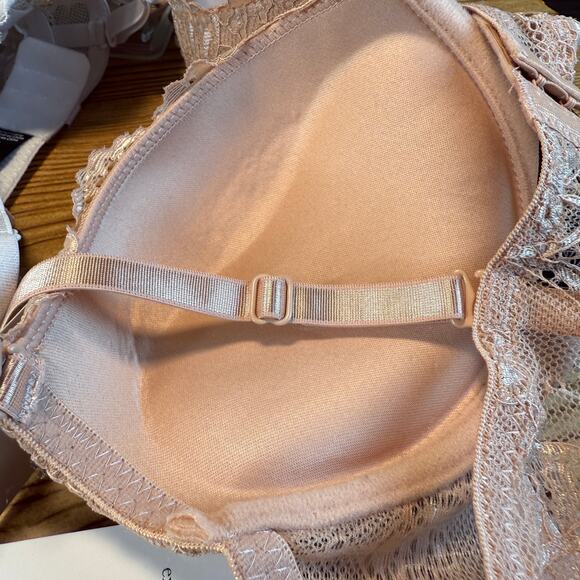 NWT Rene Rofe 2 Pack 36C Extreme Push Up Bras White Nude Colors - Picture 5 of 7